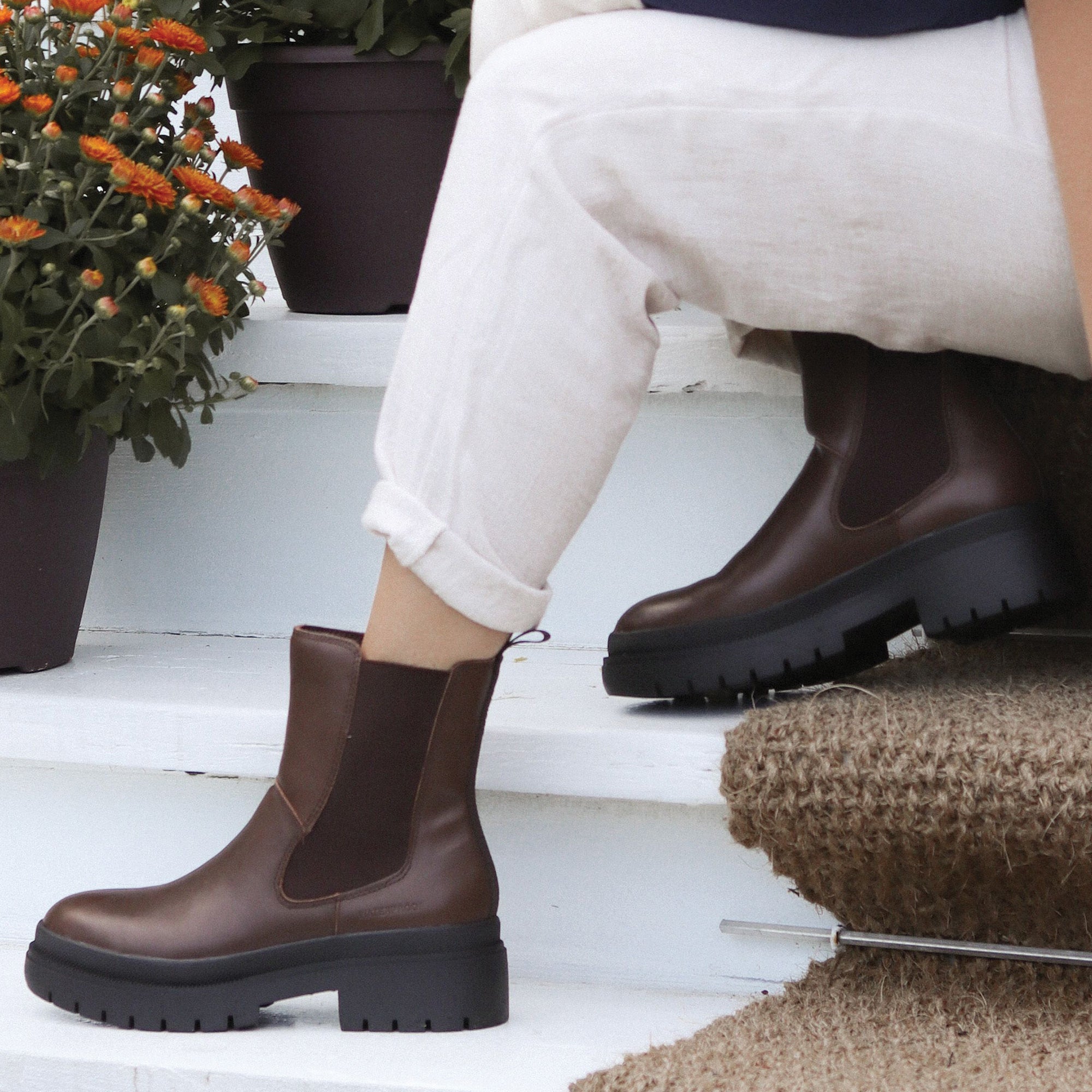 Swinton Leather Waterproof Women's Boot | Cougar Shoes US