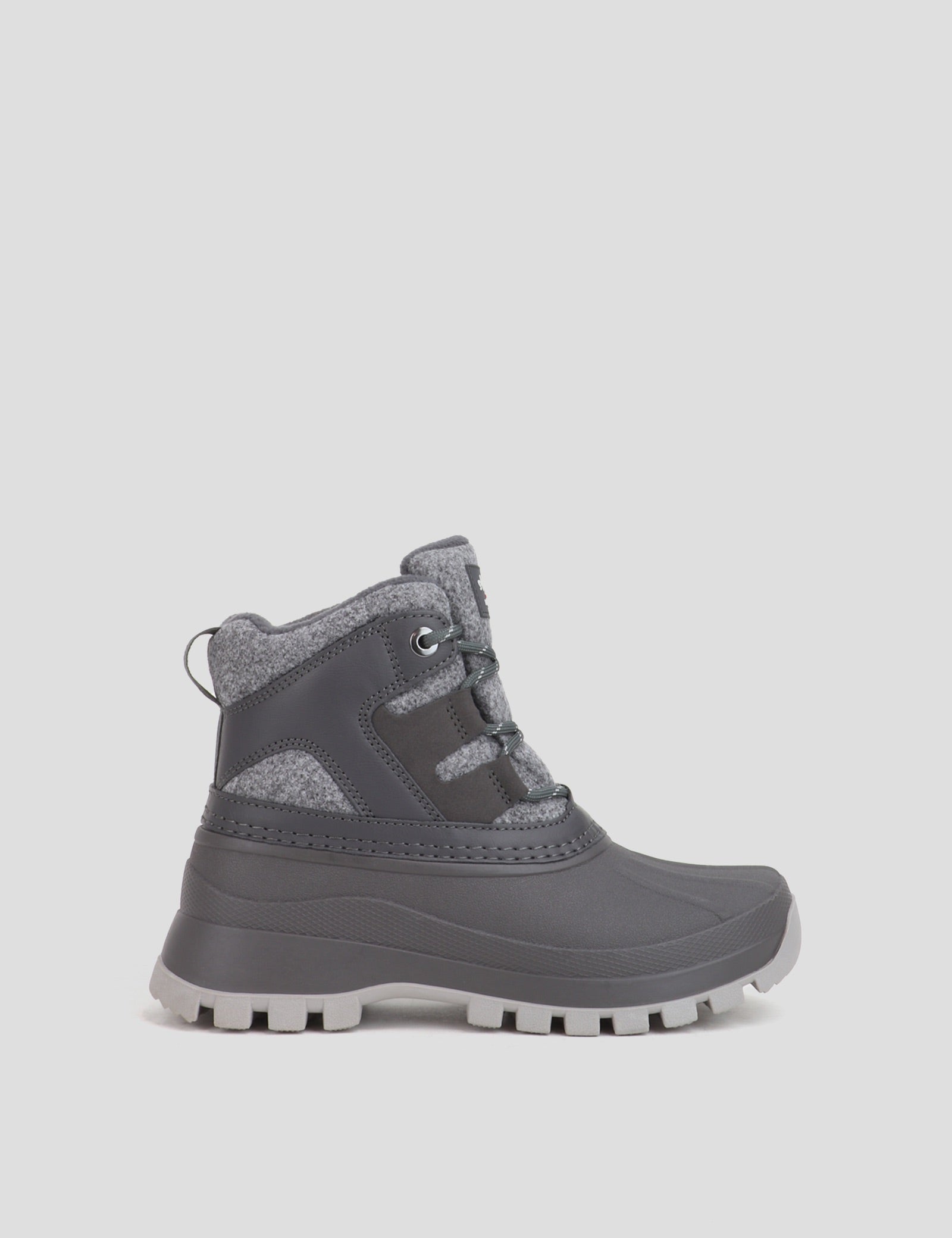 Flynn Women’s Lace Up Winter Boot
