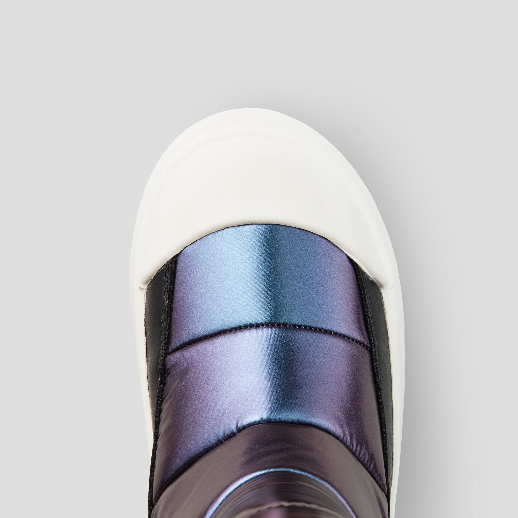 Meteor Nylon Waterproof Winter Boot with PrimaLoft® - Color Grape Metallic