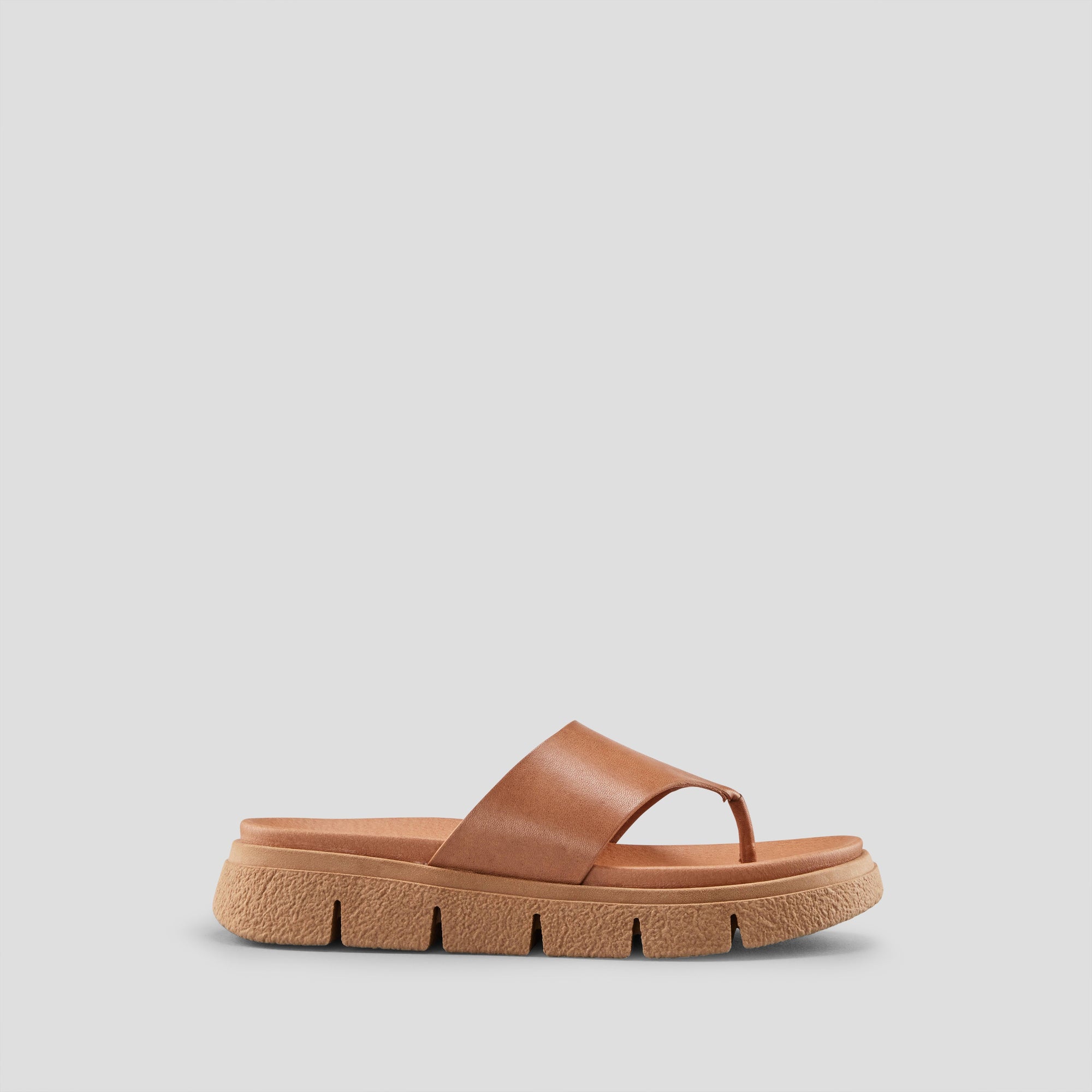 Ponyo Luxmotion Leather Thong Sandal - Color Tan